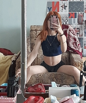 Очаровательная и развратная красотка ждет честного и щедрого мужчину для встречи. Гарантирую полное погружение в мир наслаждения и страсти. Позволь себе немного беззаботности! 13641, 21 год